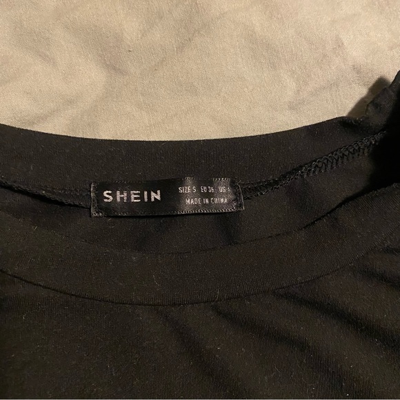 CROPPED BLACK OVERSIZED T-SHIRT : PLAYING CARDS - Picture 2 of 3